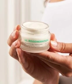 ANNEMARIE BÖRLIND LL REGENERATION Gesichtspflegeset -Pflegemittel Geschäft annemarie boerlind ll regeneration gesichtspflegeset 1 stk 4011061236549 visual2