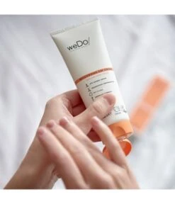 WeDo Professional Moisturising Day Hair And Hand Haarcreme 12 WeDo Professional Moisturising Day Hair And Hand Haarcreme -Pflegemittel Geschäft wedo professional moisturising day hair and hand haarcreme 100 ml 3614229705232 visual3