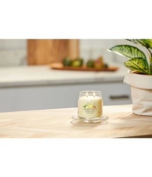 Yankee Candle Iced Berry Lemonade Duftkerze 4 Yankee Candle Iced Berry Lemonade Duftkerze – Bild 2